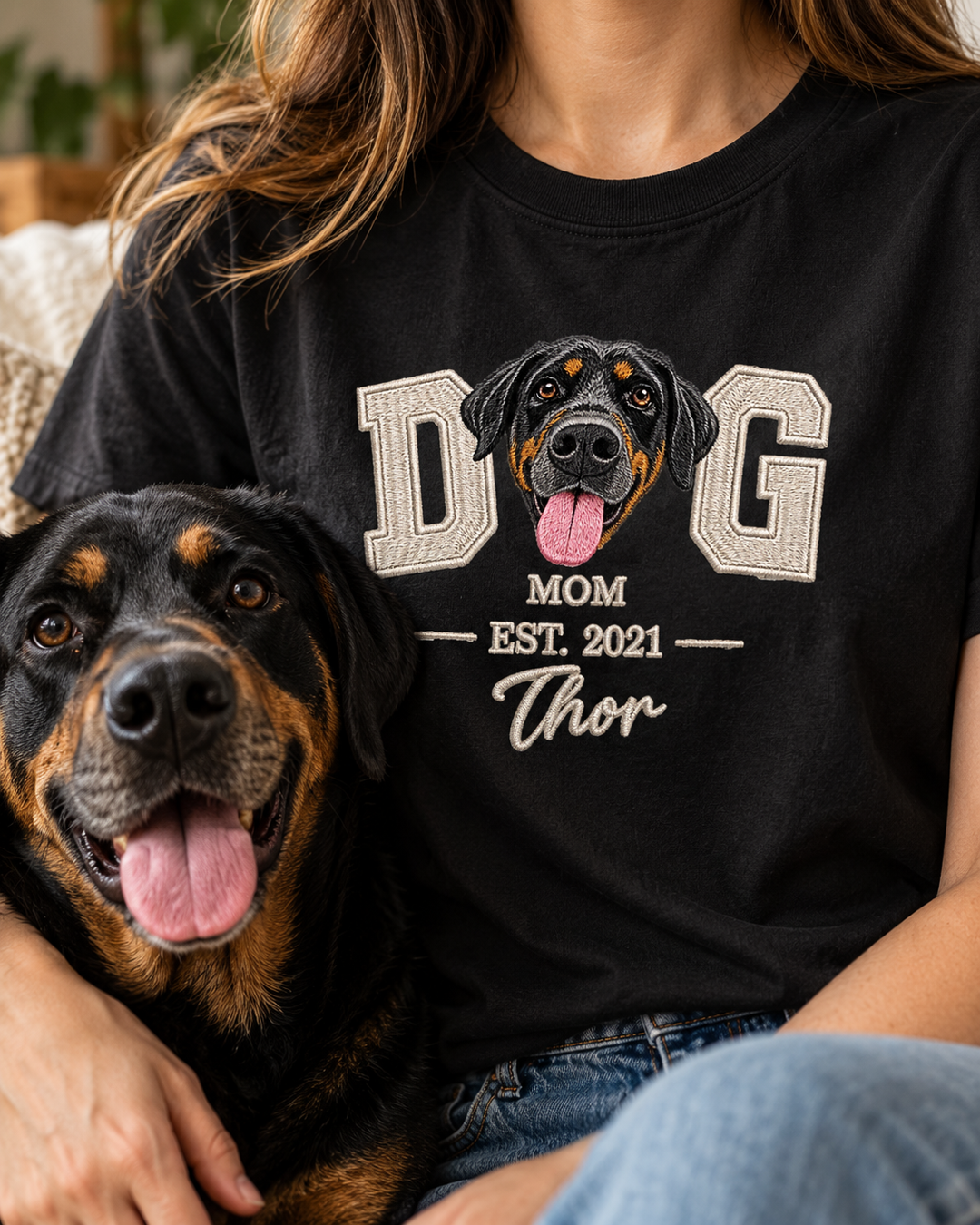Camiseta personalizada Pet Face DOG MOM com rosto do cachorro – preta, com o pet