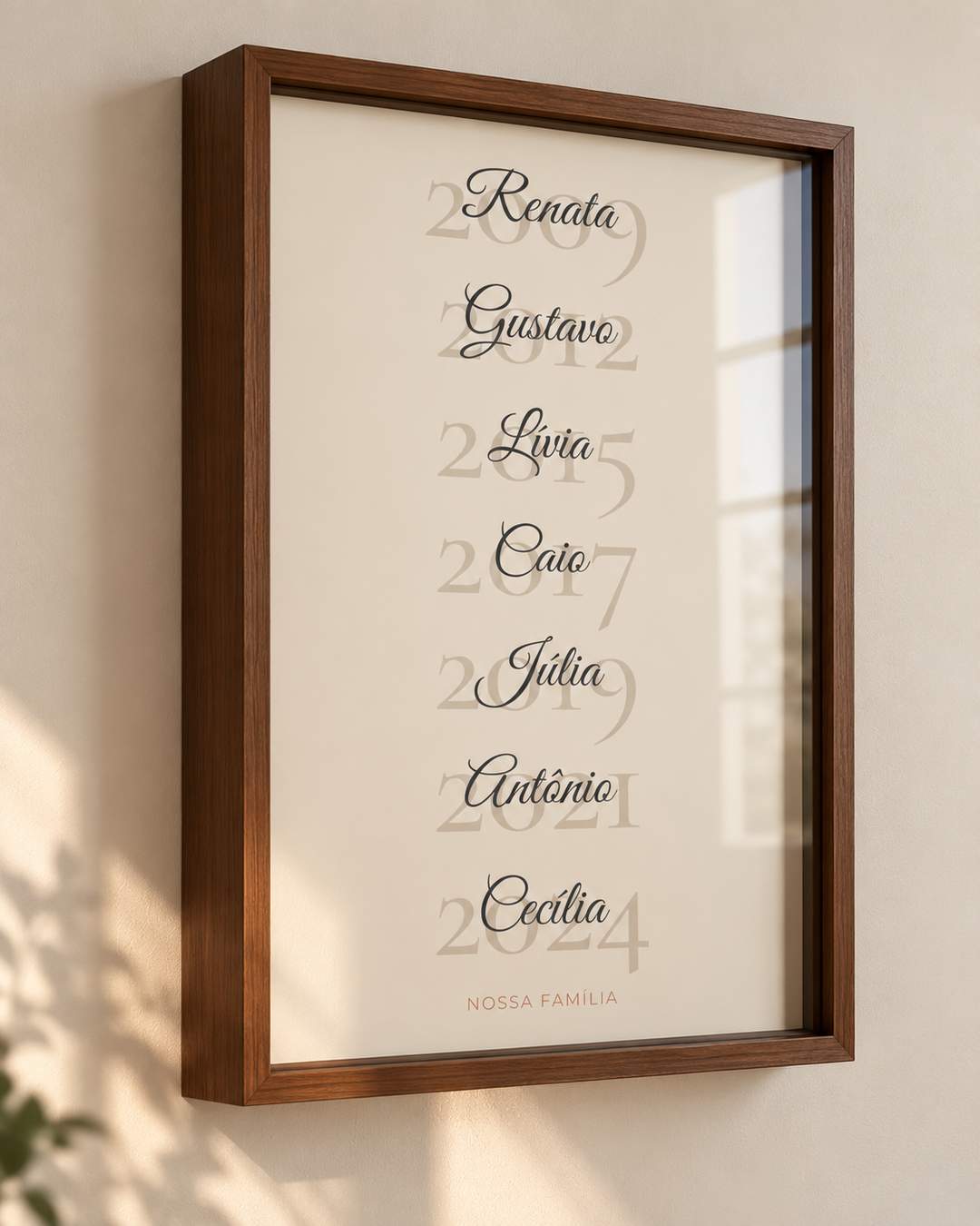 Quadro Nossa História em Anos personalizado com moldura caixa – mockup 1 | Aphago