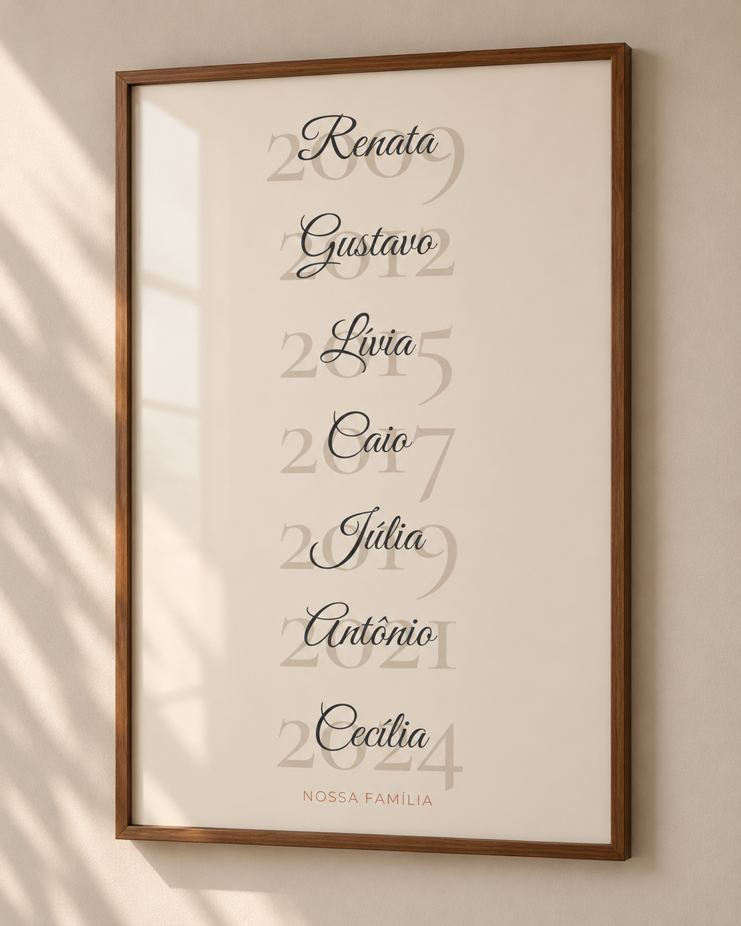 Quadro Nossa História em Anos personalizado com moldura filete – mockup 1 | Aphago