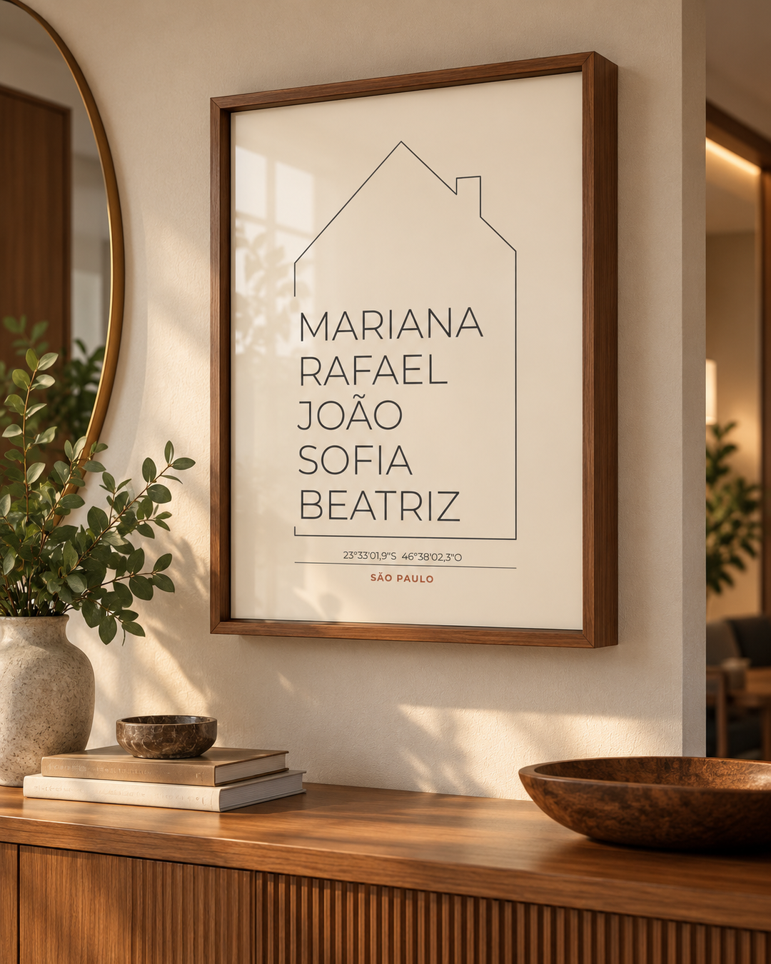 Quadro Casa da Família personalizado com moldura caixa – mockup 2 | Aphago