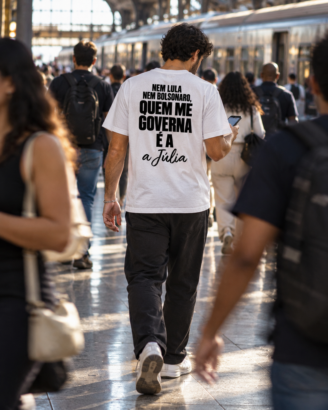 Nem Lula Nem Bolsonaro - Camiseta 04 (Estampa nas Costas)
